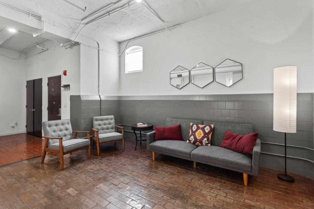 Frontdesk Historic Kcy Flats With Rooftop Deck Kansas City Luaran gambar